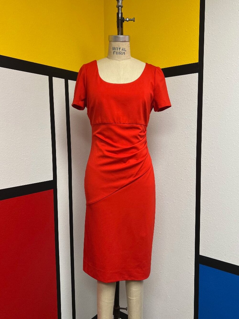 NWT Diane Von Furstenberg Red Bevina Pencil Dress Size 6 $348 (Needs Cleaning)